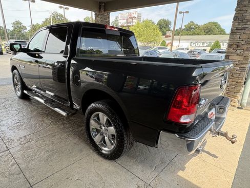 Used 2018 RAM 1500 Big Horn AWD/4WD image 8