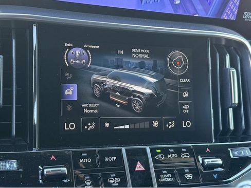 New 2026 Lexus LX 700h Luxury AWD/4WD image 30