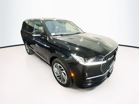 Used 2025 Lincoln Navigator Reserve image 41