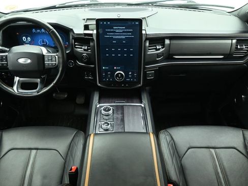 Certified 2023 Ford Expedition Max Platinum image 22