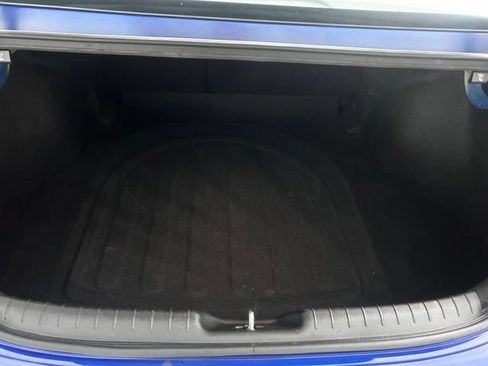 Used 2025 Hyundai Elantra SEL FWD image 17