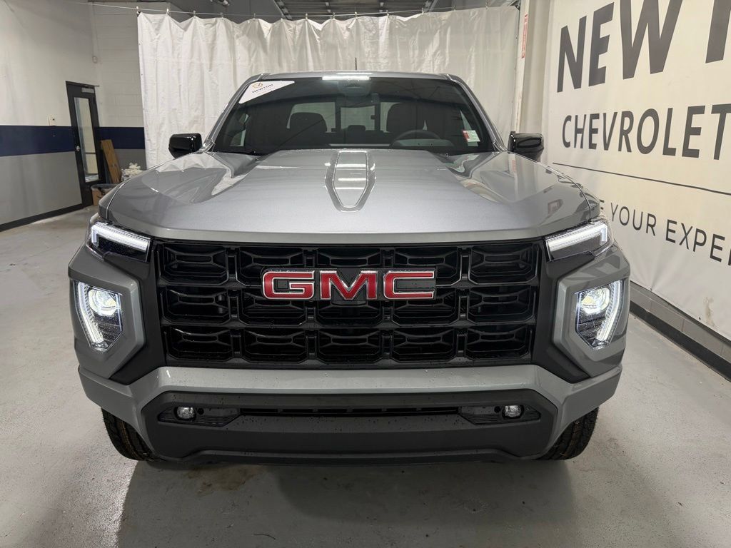 New 2026 GMC Canyon Elevation w/ Convenience Package RWD image 34