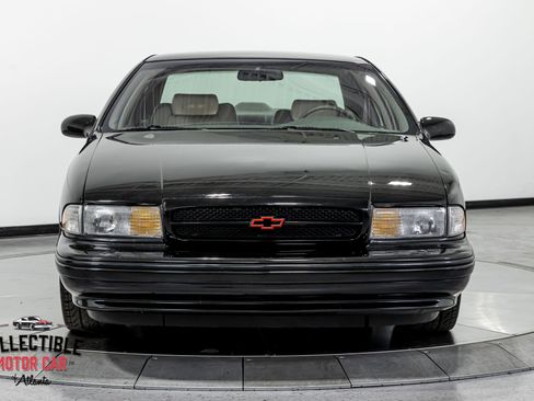 Used 1996 Chevrolet Impala SS RWD image 28