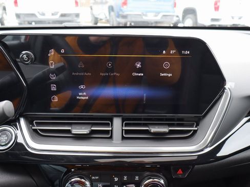 New 2026 Chevrolet Trax RS w/ Sunroof Package image 11