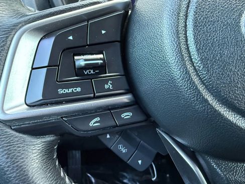 Used 2019 Subaru Ascent Premium image 32