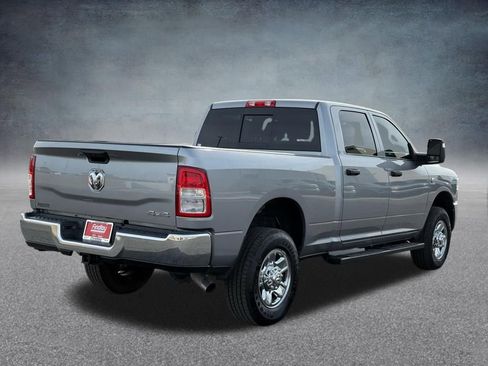 Used 2024 RAM 2500 Tradesman w/ Chrome Appearance Group image 3