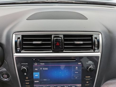 Used 2019 Subaru Outback 3.6R Limited AWD/4WD image 20