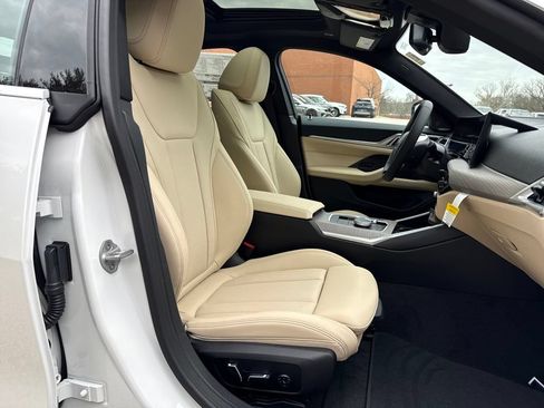 Used 2026 BMW i4 xDrive40i w/ Premium Package AWD/4WD image 30