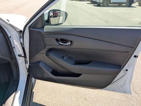 Certified 2023 Honda Accord LX image 38