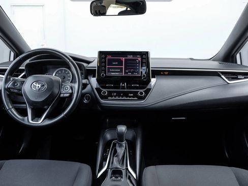 Used 2020 Toyota Corolla SE w/ SE Premium Package FWD image 15