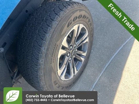 Used 2022 Chevrolet Colorado Z71 AWD/4WD image 14
