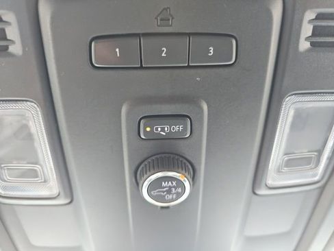 Used 2021 Chevrolet Tahoe LT image 24