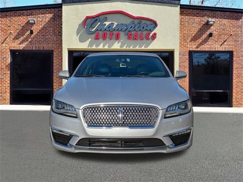 Used 2019 Lincoln MKZ Premiere image 5