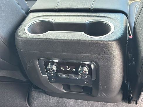 New 2026 GMC Yukon XL Elevation RWD image 25