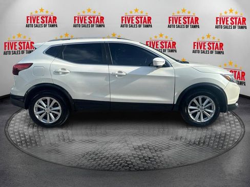 Used 2017 Nissan Rogue Sport SV w/ SV Premium Package AWD/4WD image 8