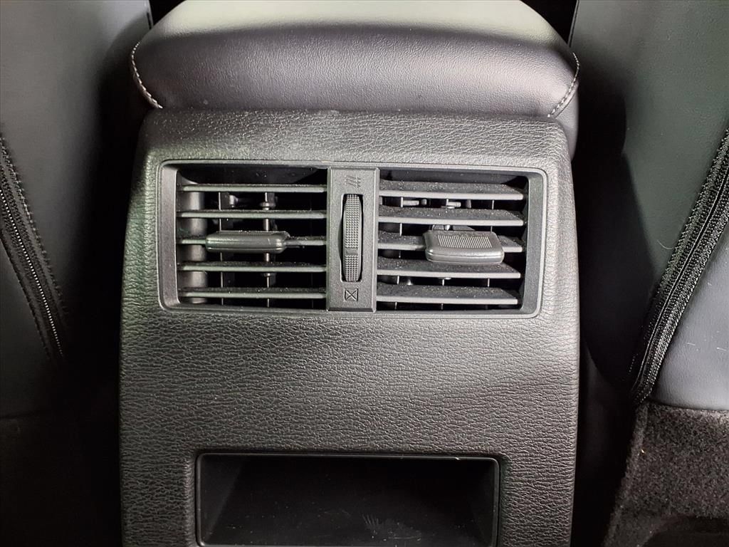 Used 2024 Mitsubishi Outlander SE FWD image 12