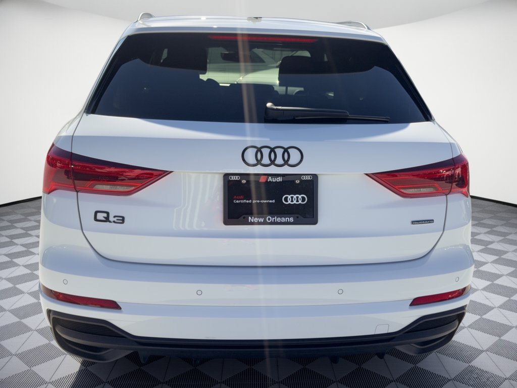 Certified 2025 Audi Q3 2.0T Premium w/ Convenience Package AWD/4WD image 11