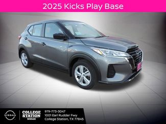 New 2025 Nissan Kicks Play S video 1