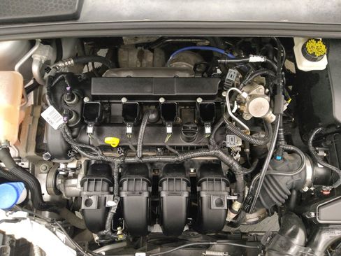 Used 2017 Ford Focus SEL w/ Cold Weather Package image 30