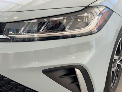 New 2026 Volkswagen Jetta SE image 11