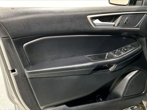 Used 2023 Ford Edge SEL image 21