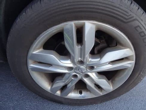 Used 2013 Ford Edge Limited image 16