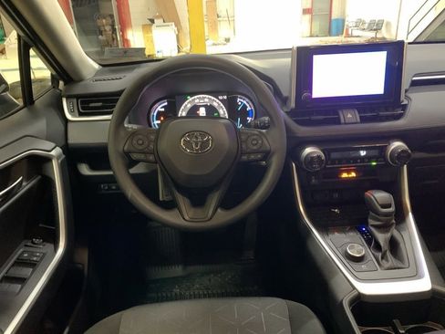 New 2025 Toyota RAV4 XLE image 14