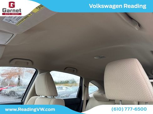 Used 2016 Honda CR-V LX image 11