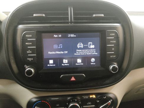 Used 2021 Kia Soul S image 25