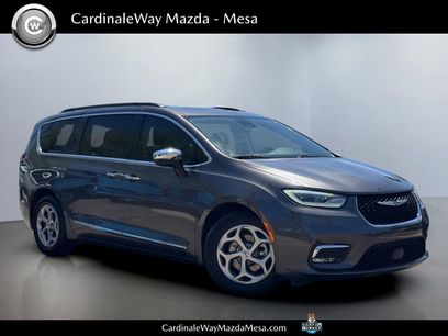 Used 2023 Chrysler Pacifica Limited