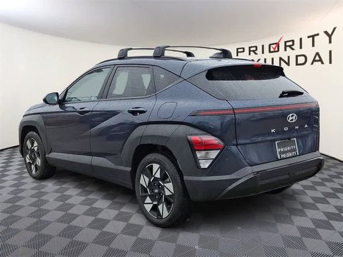 Used 2025 Hyundai Kona SEL image 6