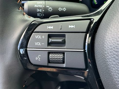 Used 2026 Honda CR-V Sport Touring image 39