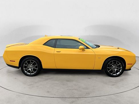 Used 2017 Dodge Challenger GT w/ Driver Convenience Group AWD/4WD image 4