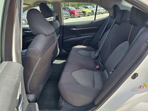 Used 2018 Toyota Camry LE FWD image 51