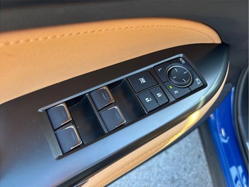 Used 2025 Lexus NX 250 FWD w/ Premium Package image 22