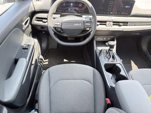 Used 2025 Kia K4 FWD image 10