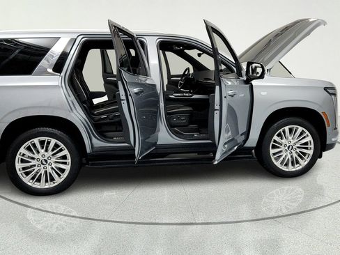 Certified 2025 Cadillac Escalade Premium Luxury w/ Touring Package AWD/4WD image 13