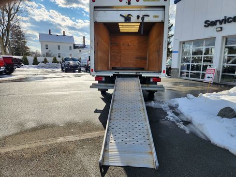 Used 2019 RAM ProMaster 3500 w/ Premium Appearance Group image 37