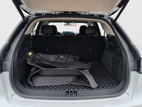 Used 2021 Lincoln Nautilus AWD image 22