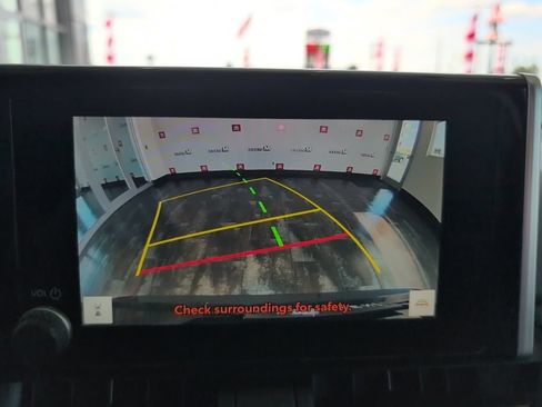 Used 2024 Toyota RAV4 LE AWD/4WD image 20