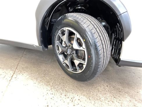 Used 2020 Subaru Crosstrek 2.0i image 18