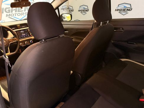 Used 2021 Nissan Versa SV image 17