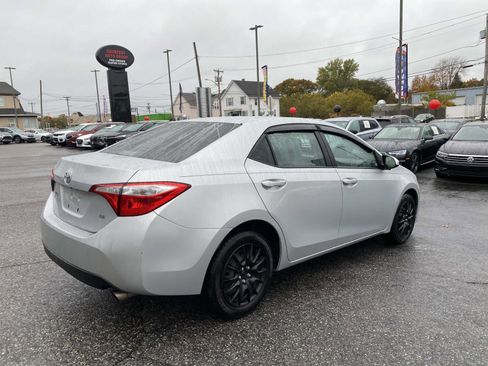 Used 2015 Toyota Corolla LE image 6
