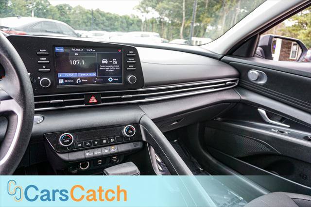 Used 2023 Hyundai Elantra SEL FWD image 25