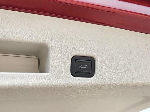 New 2026 GMC Acadia Denali w/ Super Cruise Package image 54