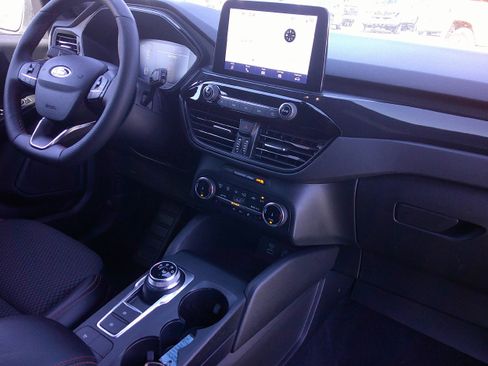 Certified 2023 Ford Escape ST-Line w/ Equipment Group 301A image 15