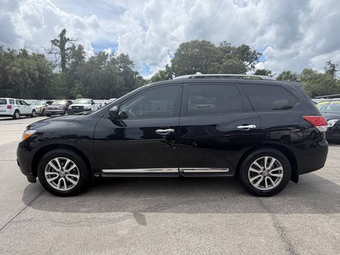 Used 2015 Nissan Pathfinder SL FWD image 5