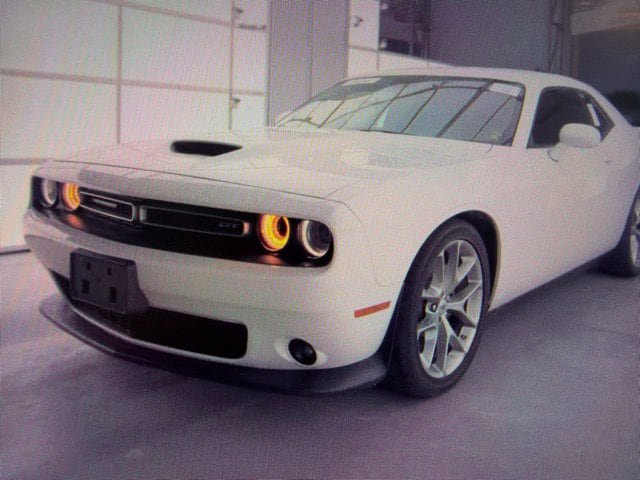 Used 2022 Dodge Challenger GT RWD image 3