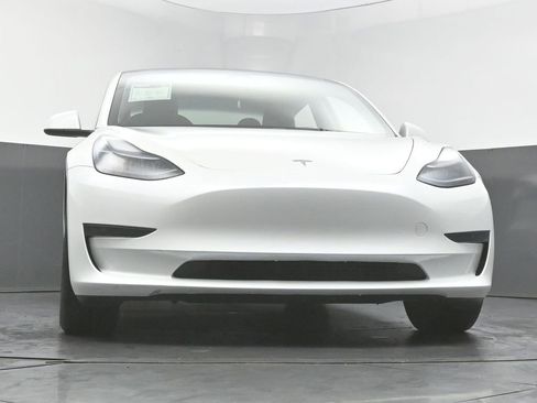Used 2023 Tesla Model 3 Standard Range RWD image 48