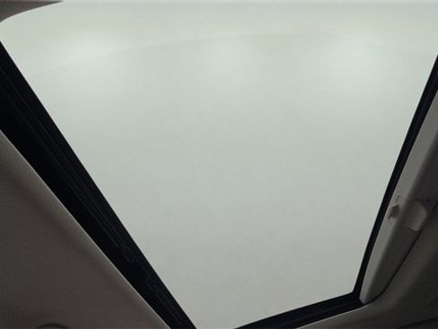 Used 2023 Buick Enclave Avenir w/ Avenir Technology Package image 30